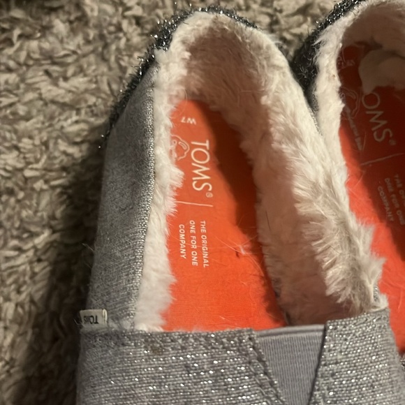 TOMs size 7 W penguin shoes - Picture 3 of 3